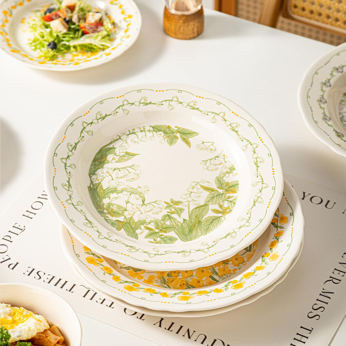 12-Piece Ceramic Dinnerware Set, Service for 4, Cream White K114415