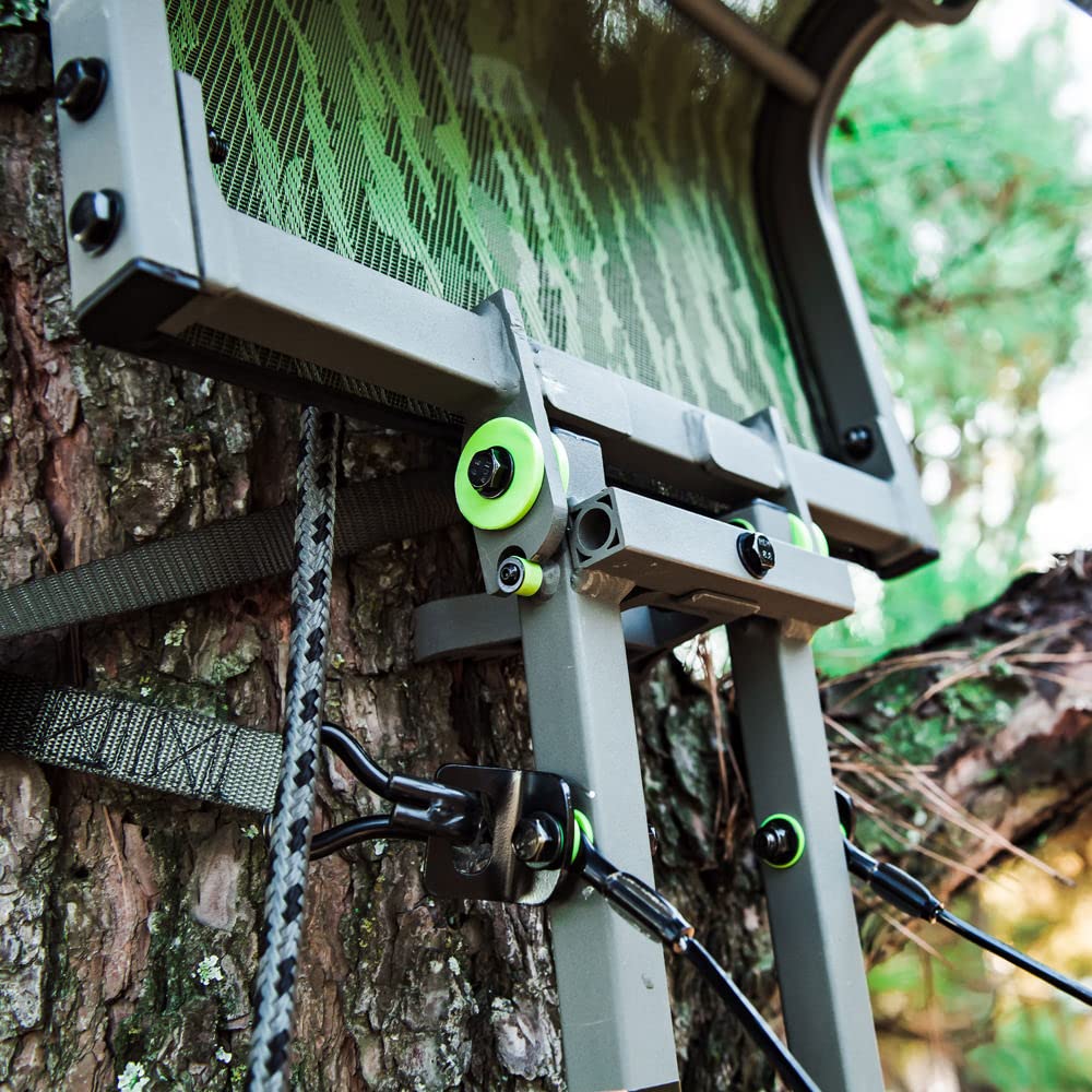 Camo Hang-On Treestand E23936